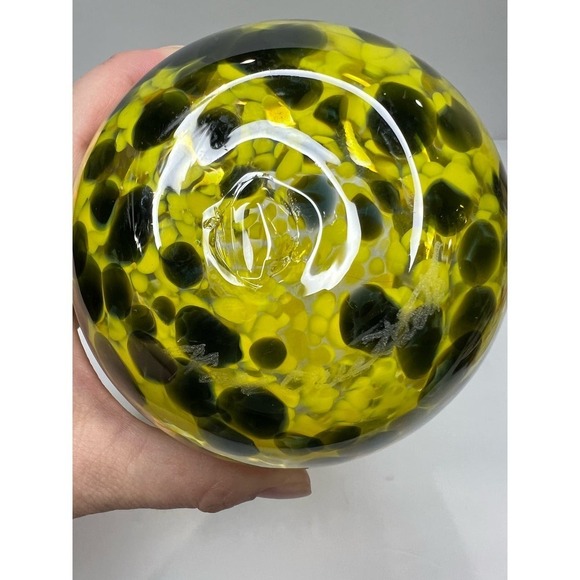 Mid Century Modern Yellow Glass - Picture 8 of 8